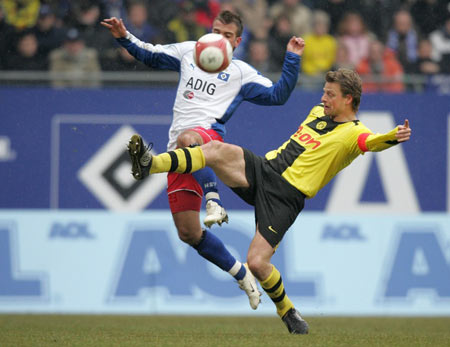 王剛李磊池忠國缺席國安訓練 門將侯森重返球隊.